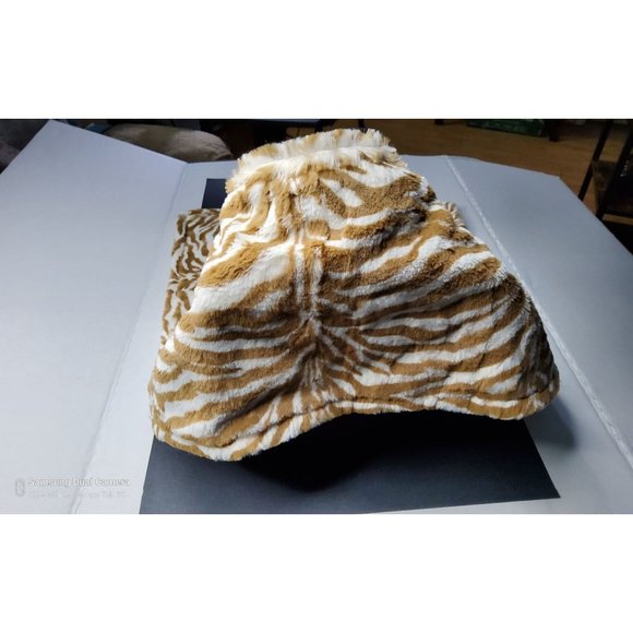 sew sweet minky designs 58" long faux mink luxuriously soft 9in wide scarf. - Picture 2 of 3